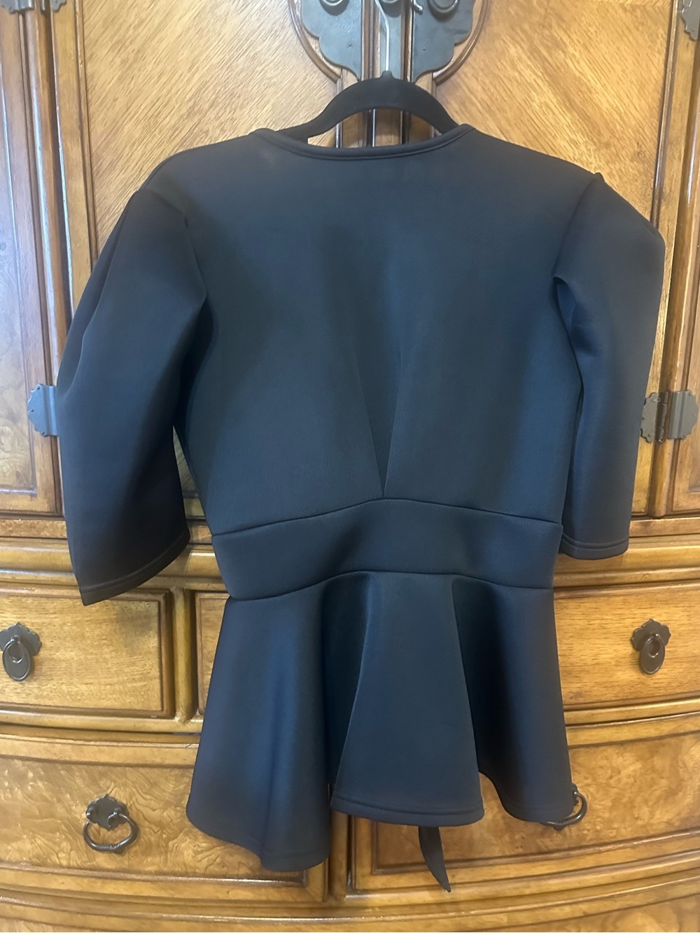 Forever 21 Black Scuba Bow Tie Peplum Jacket Large NWOT - Picture 4 of 16